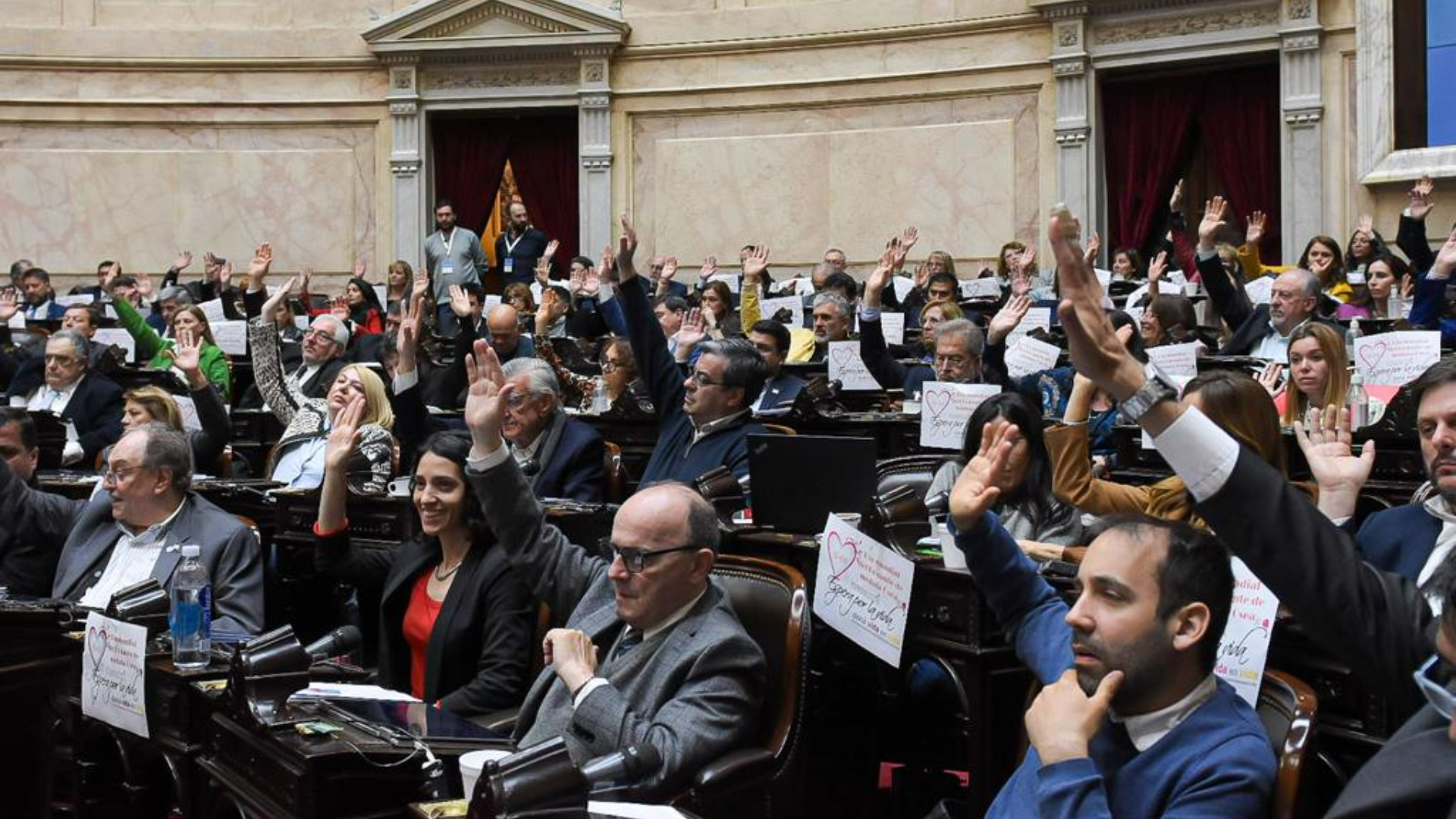 Los legisladores se expresaron por Twitter (Foto: Diputados Todos)