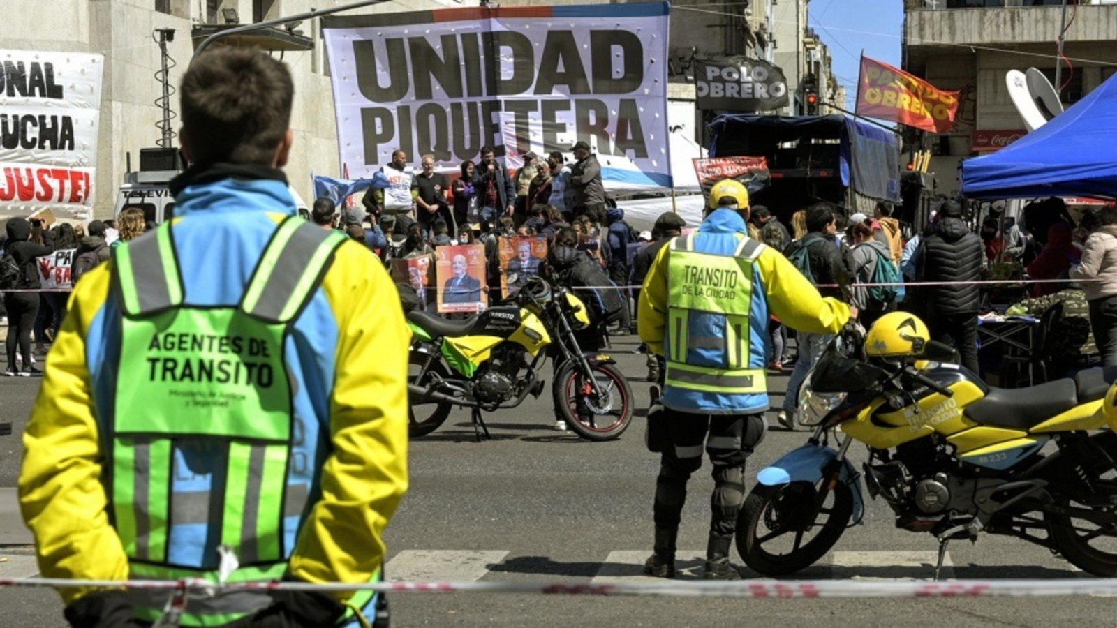 El acampe piquetero en la avenida 9 de Julio arrancó el martes a las 14 (Télam/Gentileza).