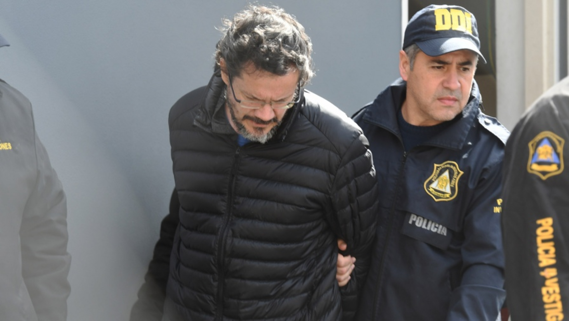 El detenido ayer en la fiscalía cuando fue  trasladado para ampliar su indagatoria. Foto Télam