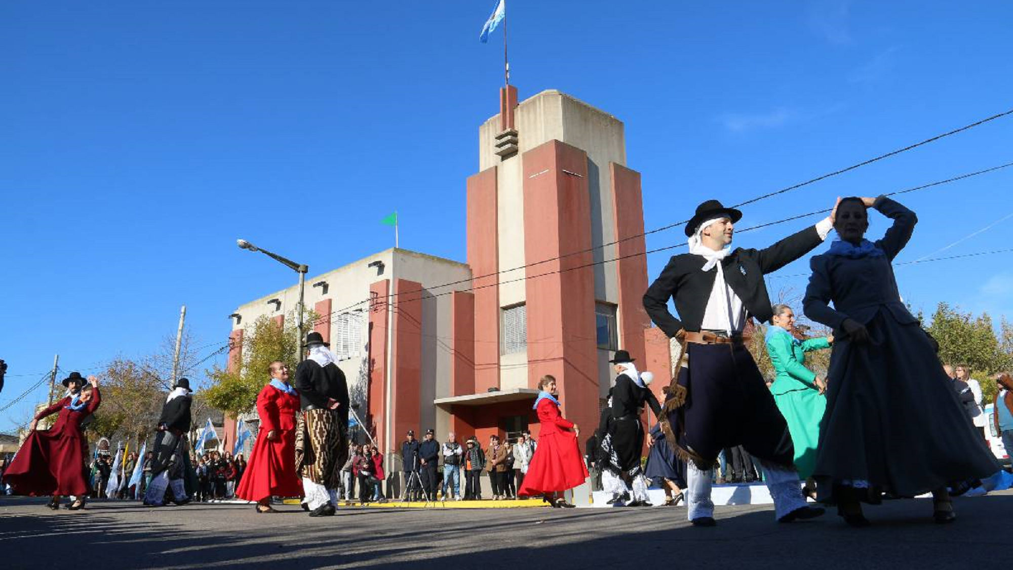 Urdampilleta: un pueblo con mucha tradición y carnaval. 