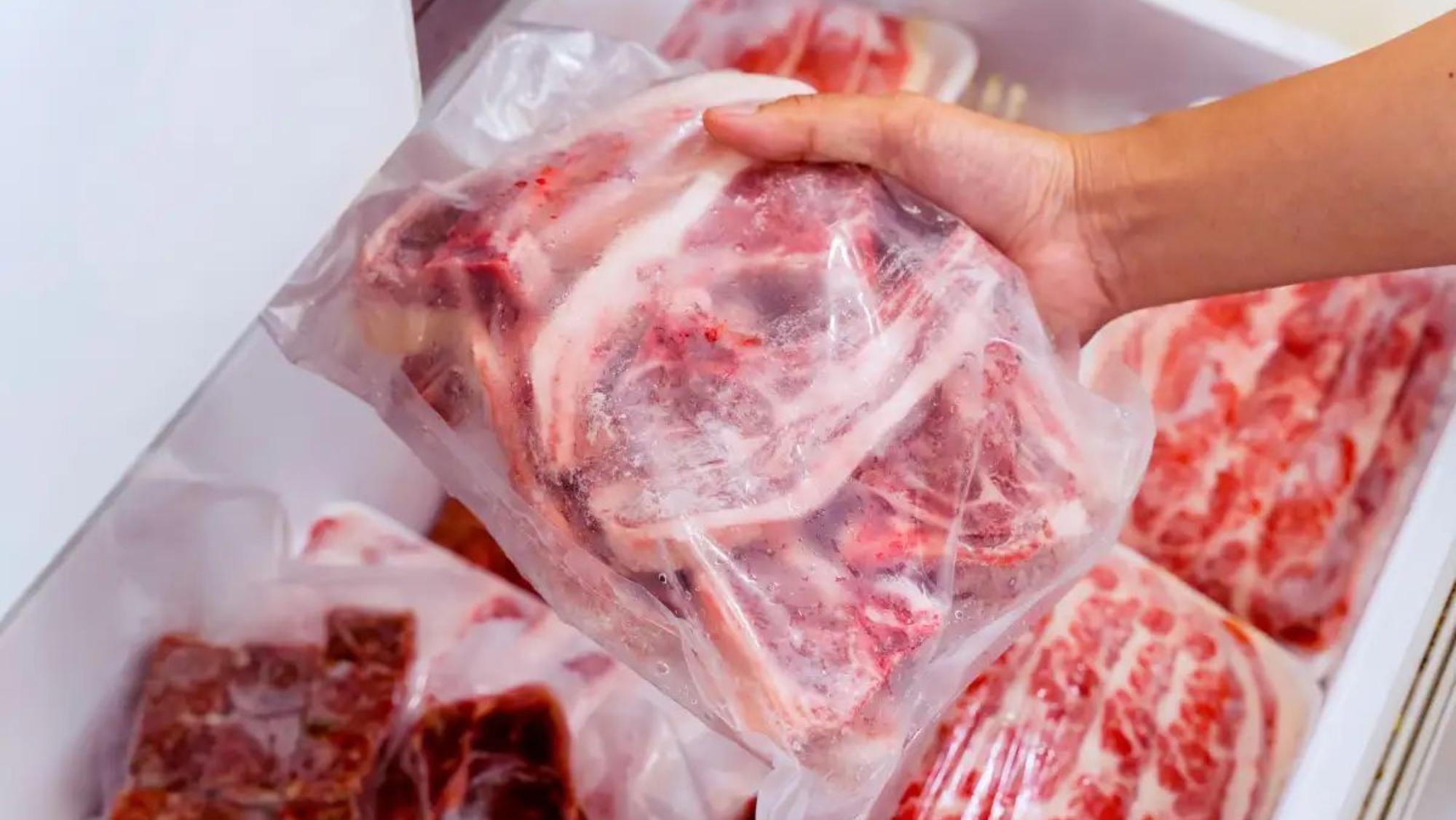 La manera más fácil y sencilla para descongelar la carne.