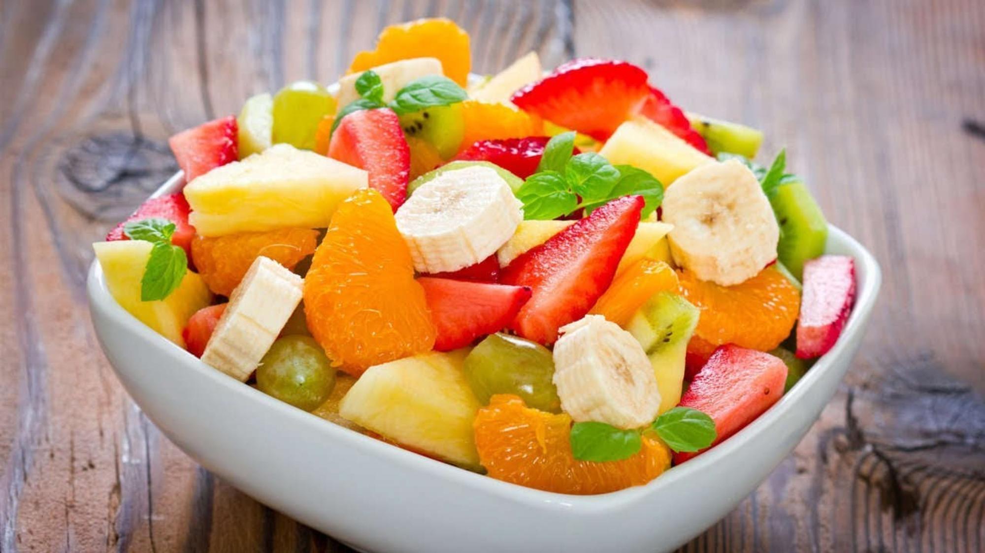 Conoce cómo hacer la ensalada de frutas de tu vida.