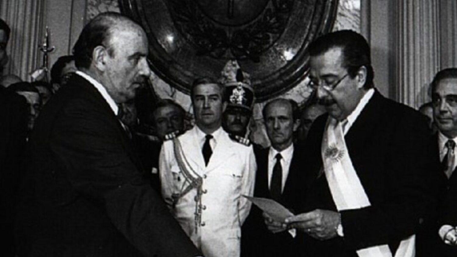 Tróccoli fue funcionario de Raúl Alfonsín en el regreso a la democracia. 