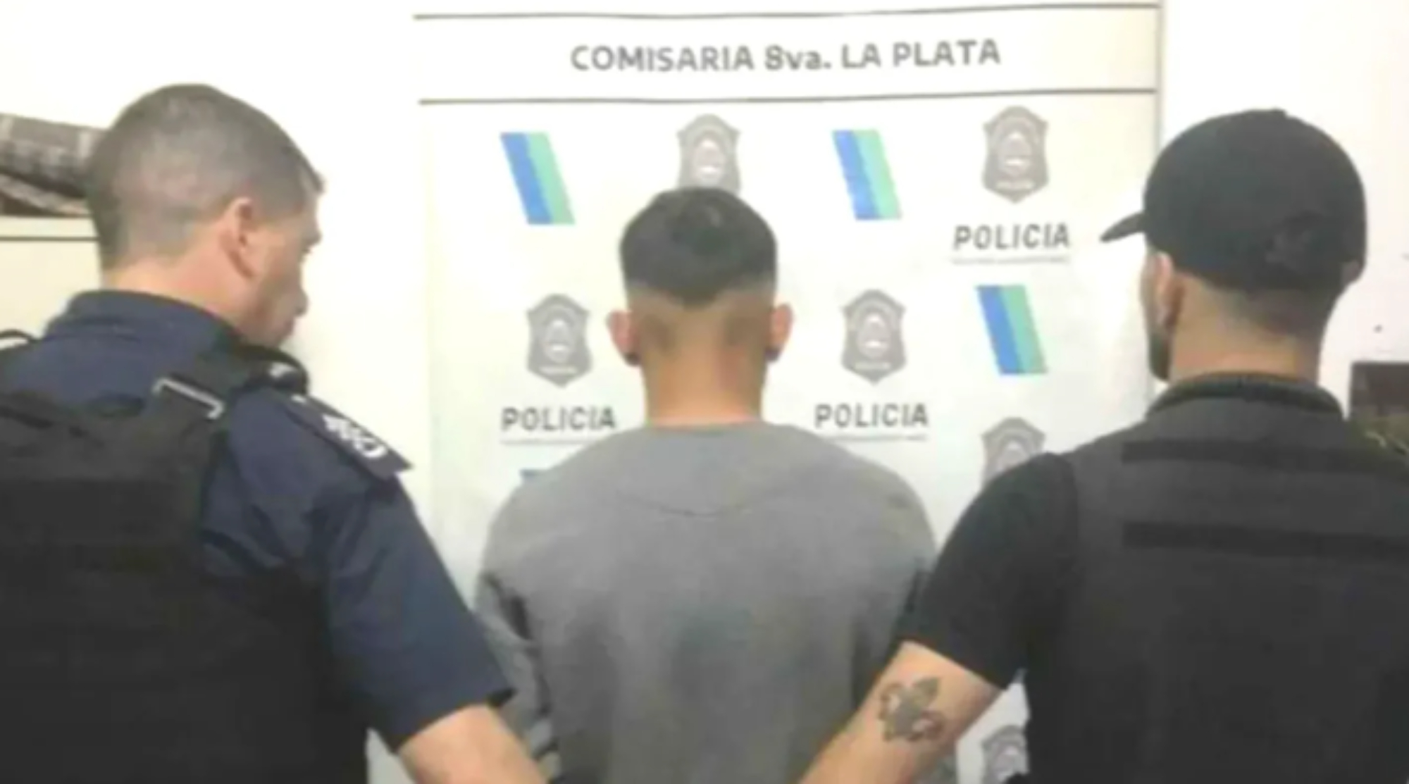 El acusado fue capturado luego de un breve rastrillaje de la Policía.