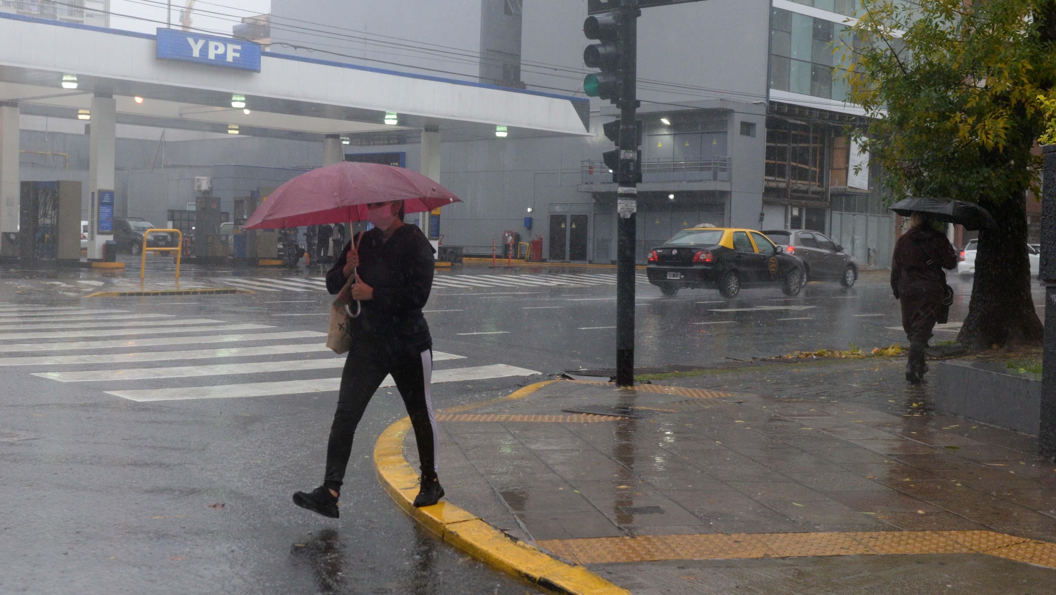 El SMN emitió alertas amarillas por fuertes tormentas en Buenos Aires y otras cinco provincias (Nahuel Ventura / Crónica / Archivo).