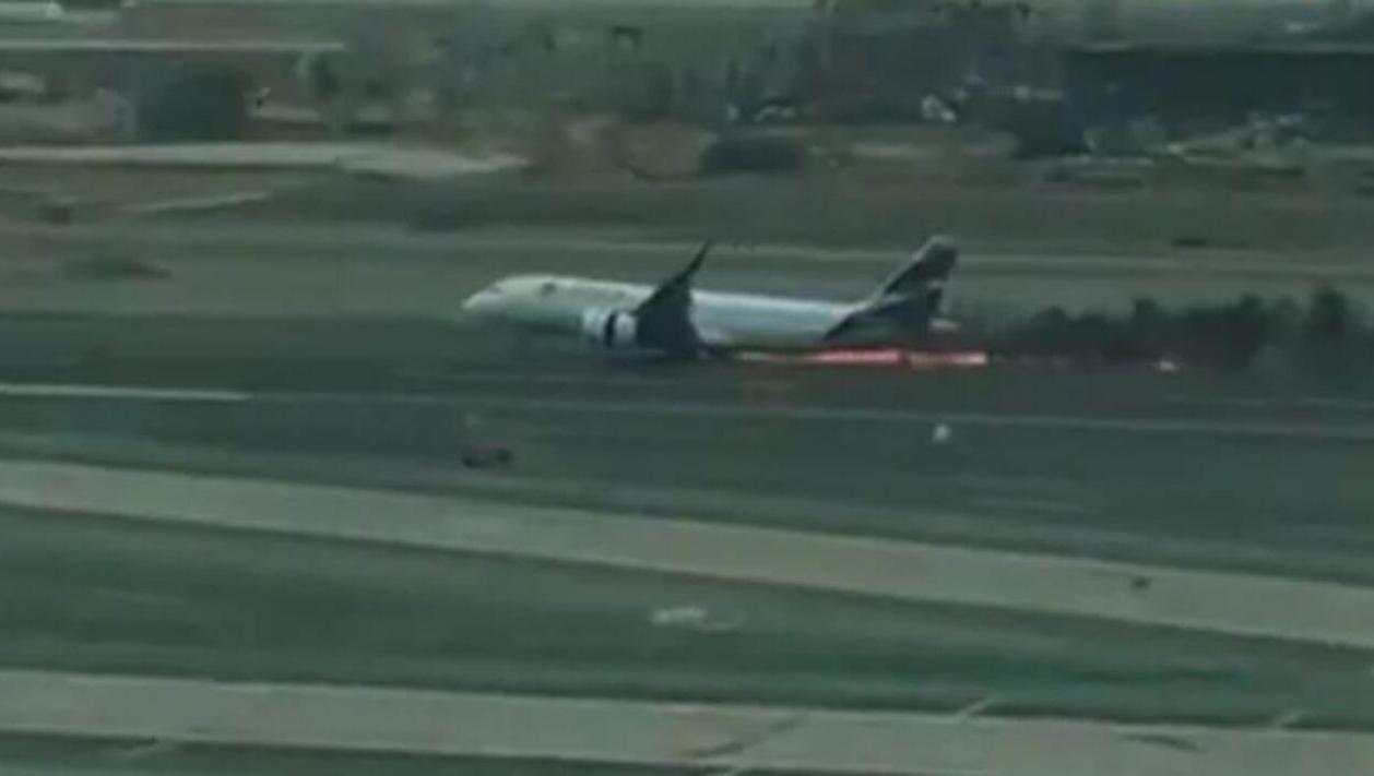 Momentos de suma tensión se vivieron en el aeropuerto peruano (Captura de video).