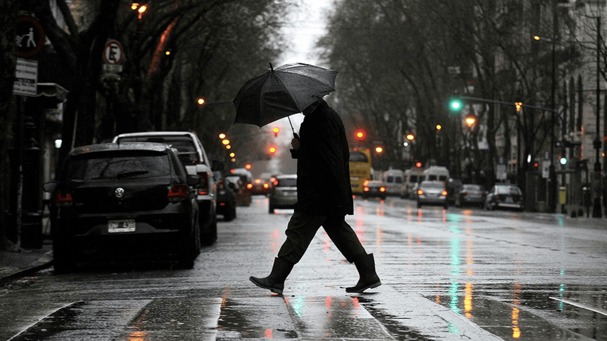 Alerta amarilla en Buenos Aires y en otras siete provincias, por la llegada de fuertes tormentas.