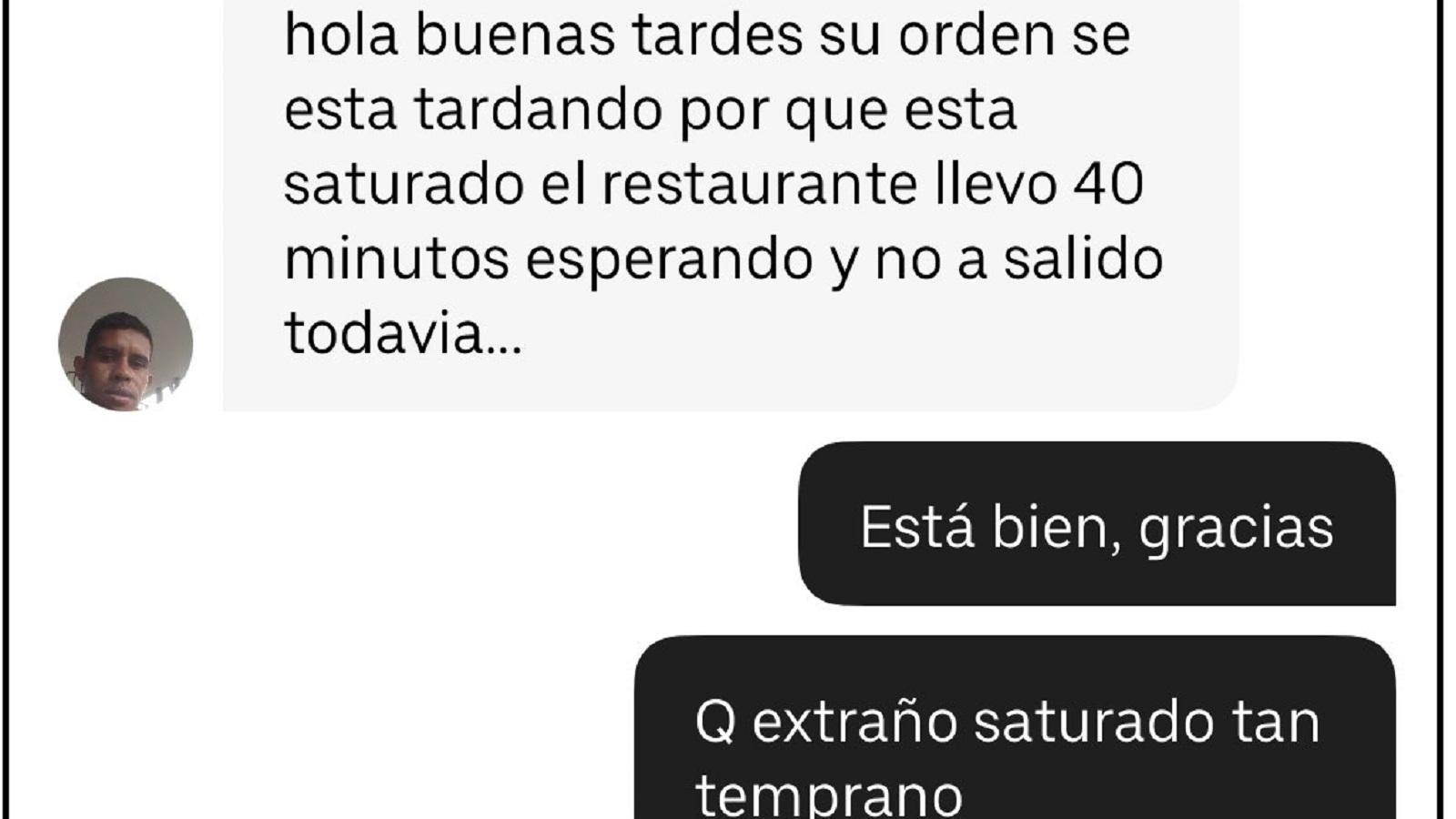 La agresiva respuesta de un restaurante a una clienta que preguntó por qué tardaba su pedido: 