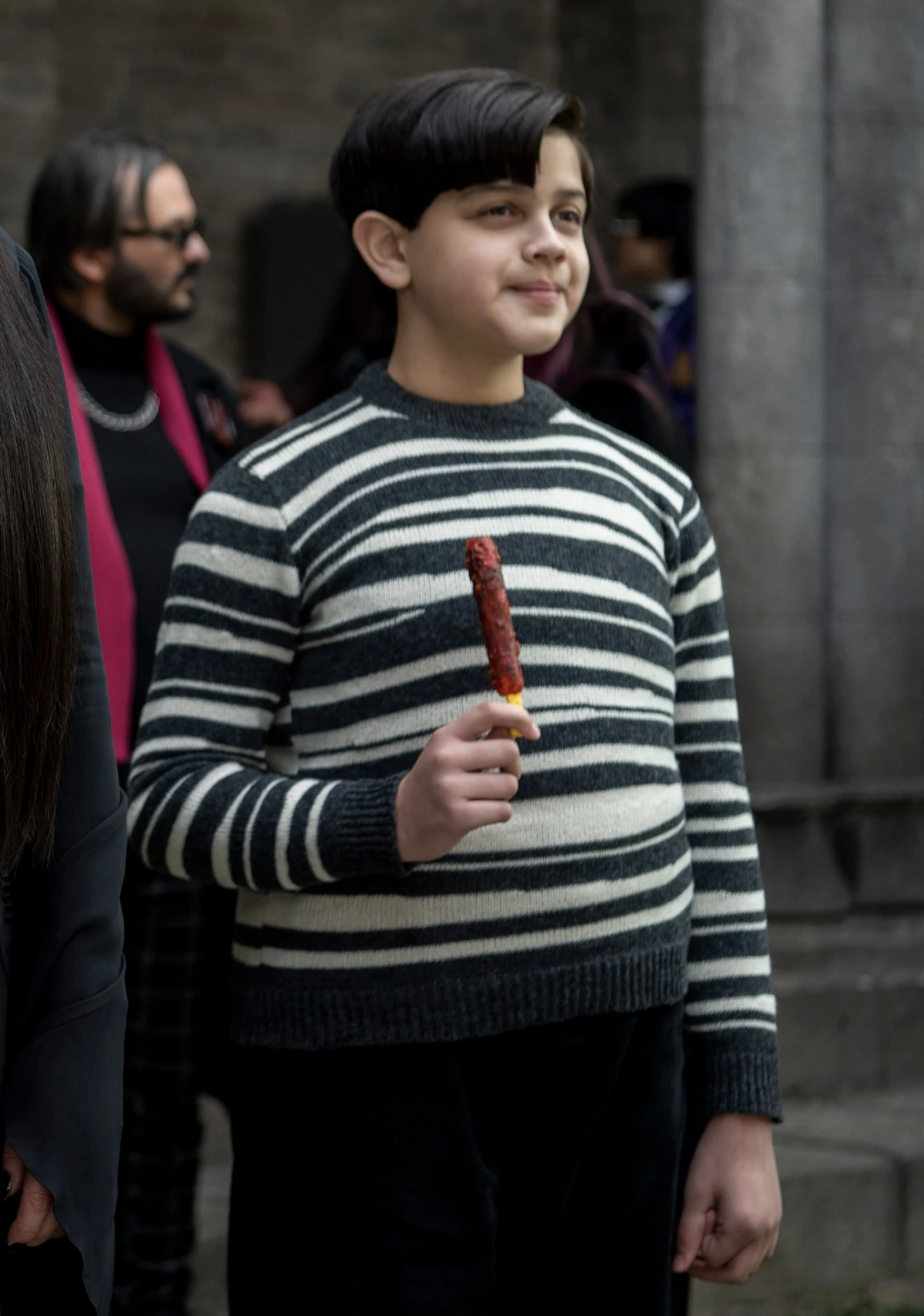 Isaac Ordoñez es Pugsley, el hermano de Merlina.