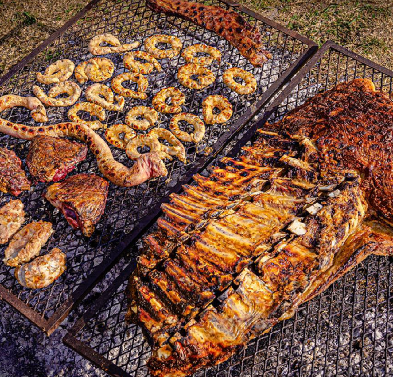 El asado es una de las recetas más elegidas para la noche de   <a href='https://www.cronica.com.ar/tags/Navidad'>Navidad</a> (Instagram/@locosxelasado).