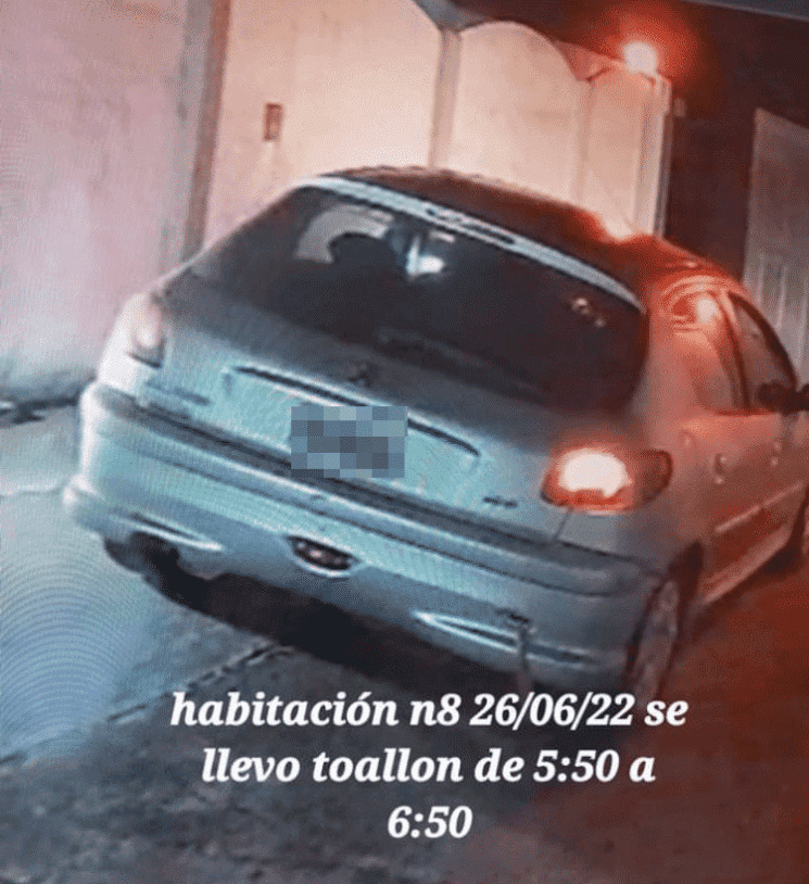 El segundo auto escrachado por la dueña del Telo.