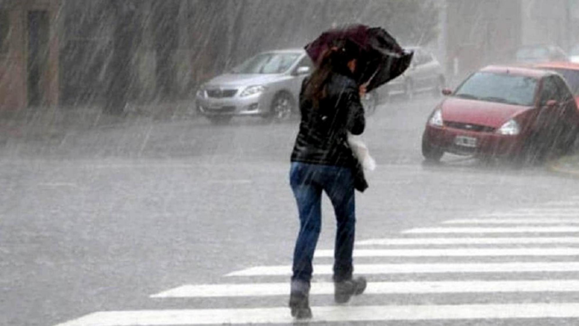 Alerta a amarillo por tormentas para parte del norte del país y la provincia de Buenos Aires (Télam).  