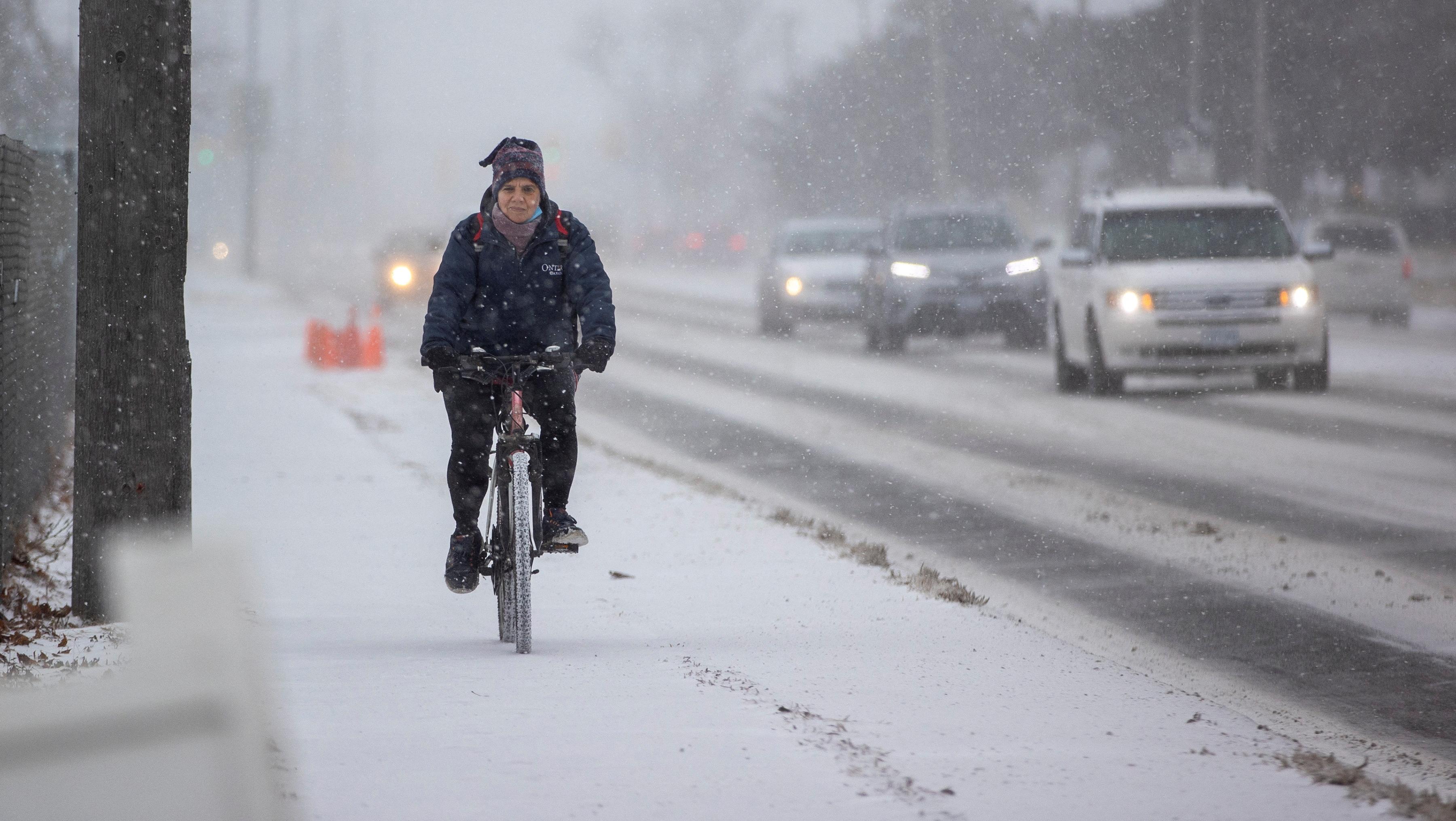 Una fuerte tormenta invernal azota Estados Unidos.