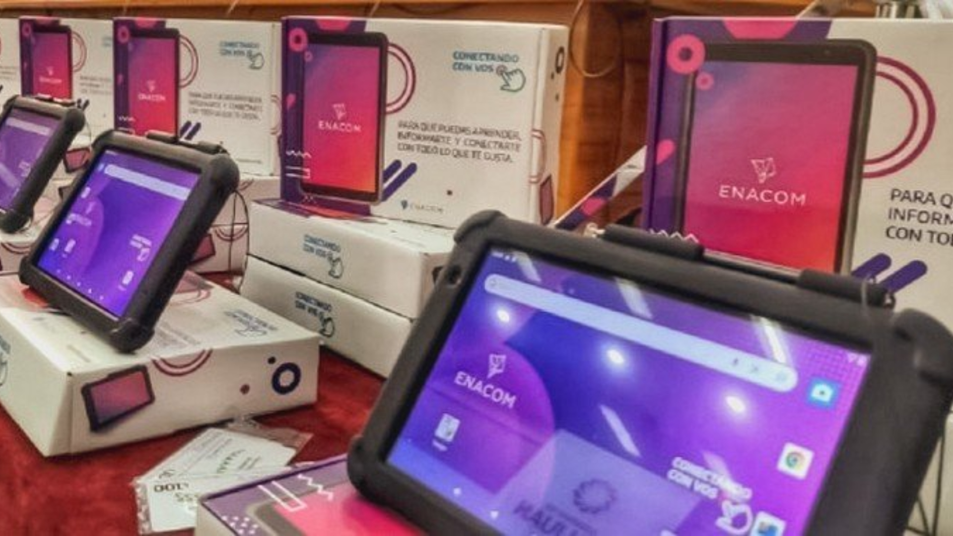 La entrega de 140.000 tablets estará vigente hasta abril del 2023.