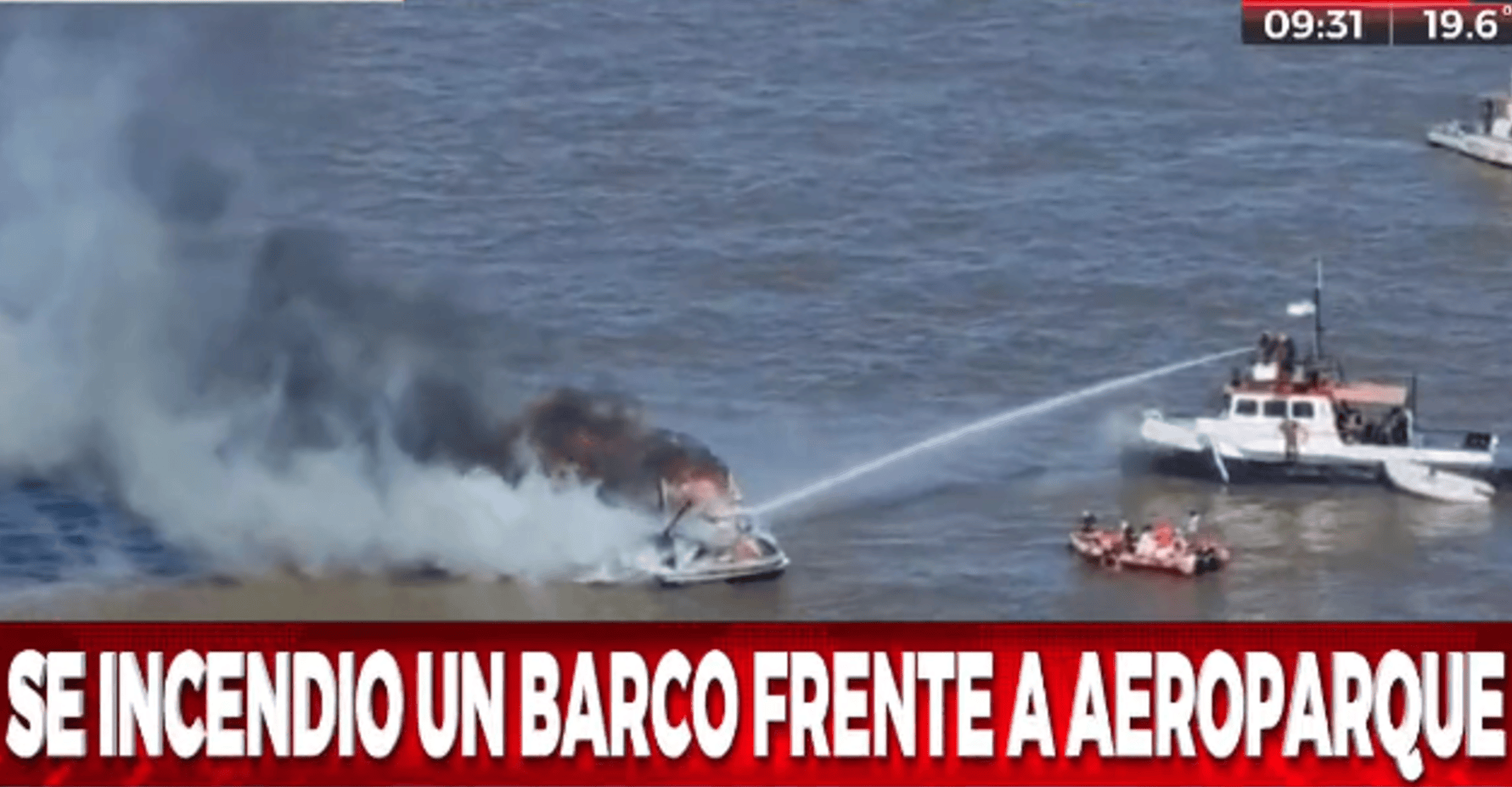 Se incendió un barco en el Río de la Plata, a la altura de Costanera Norte (Captura Crónica HD).