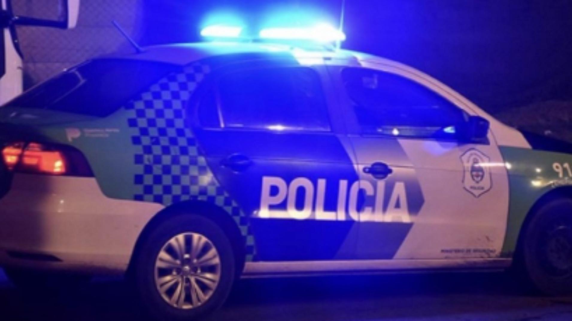 Policía fue baleado por delincuentes y está internado en grave estado.