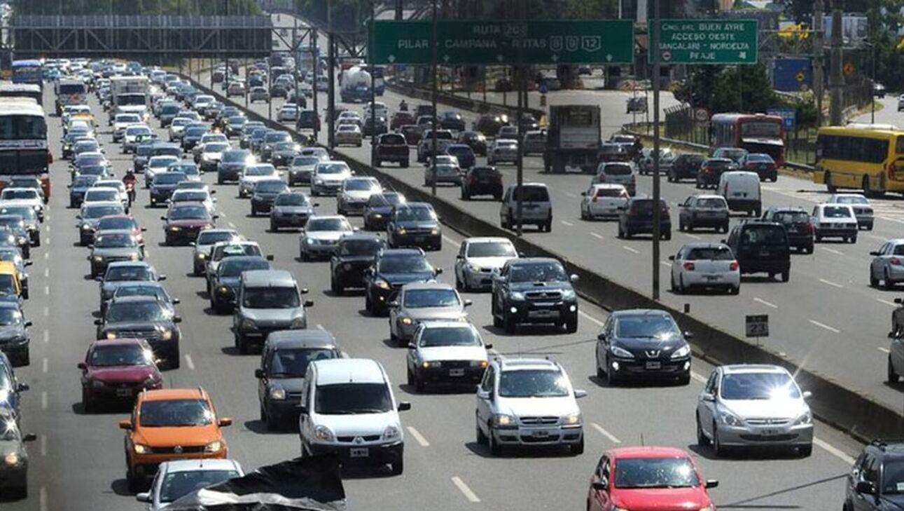 Tránsito: cómo era la situación vehicular en autopistas y principales avenidas hacia CABA (Imagen ilustrativa).