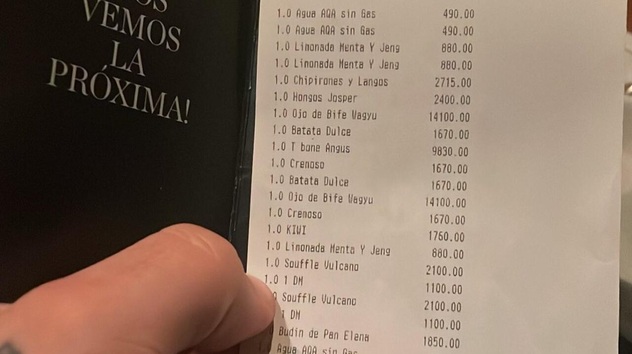 Subió la cuenta del restaurante a Twitter, se volvió viral y le llovieron las críticas.