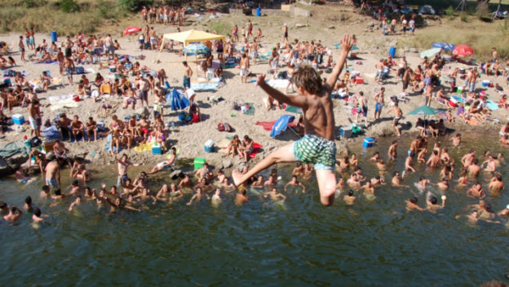 ¿Miami en Argentina?: cómo es la playa cordobesa más elegida por los jóvenes.