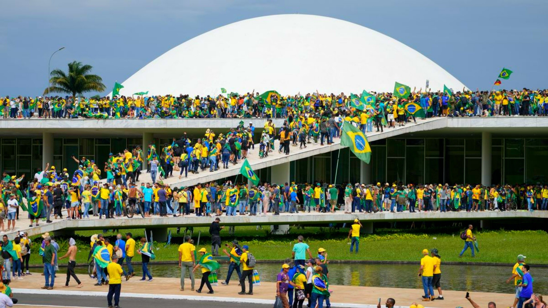 Hubo repercusiones internacionales sobre la avanzada bolsonarista en el Congreso de Brasil.