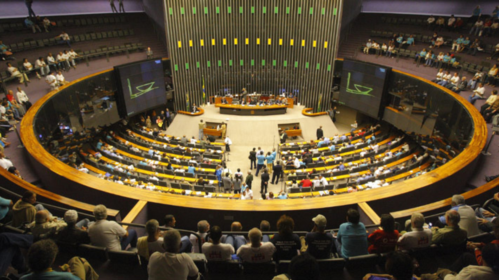 Solo ocho legisladores votaron en contra del decreto aprobado en el congreso.