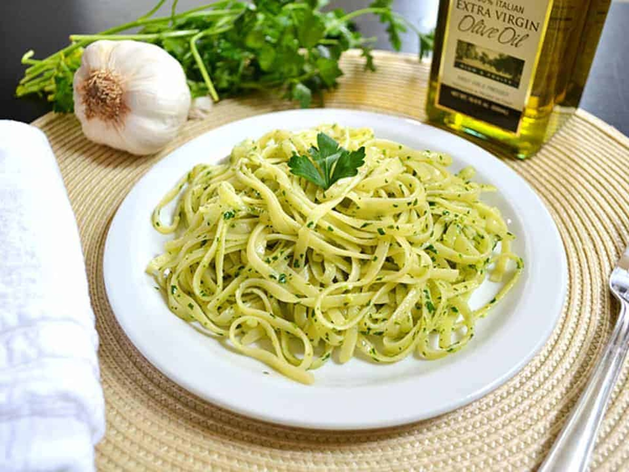 Fideos con pesto, una de las recetas más ricas.