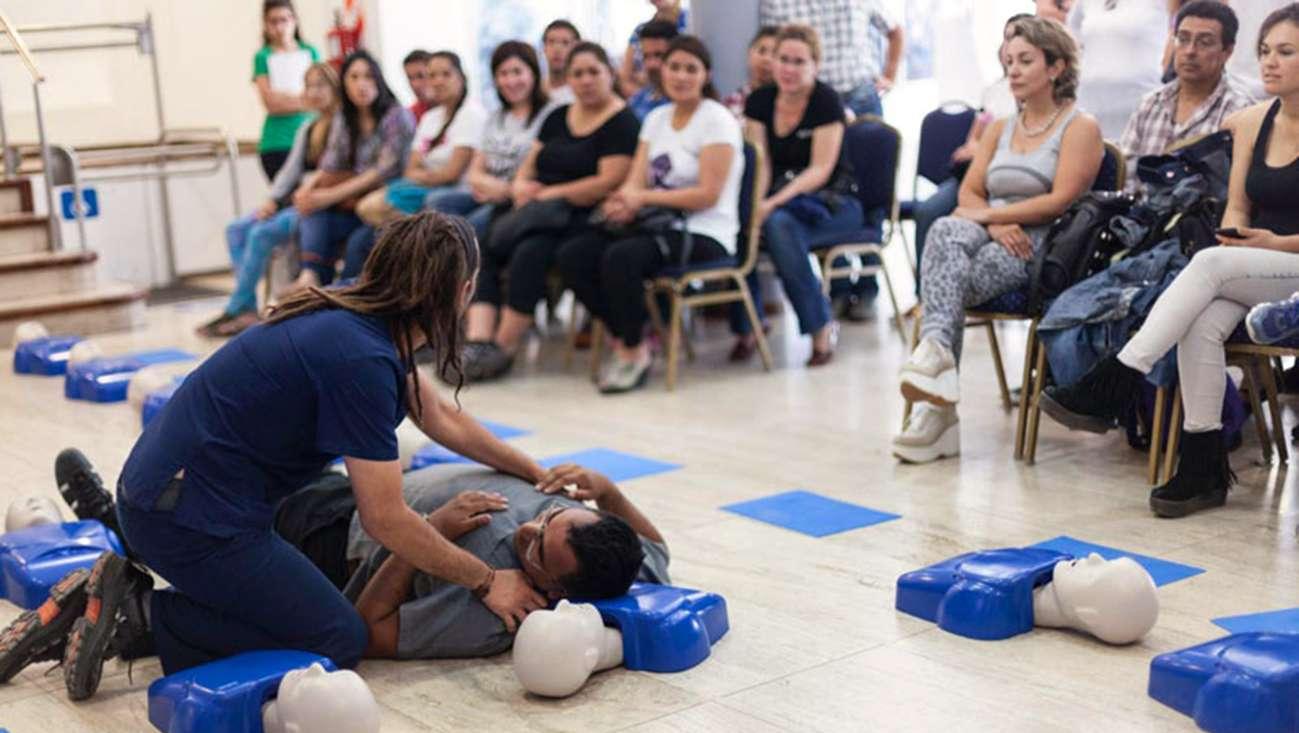 Es vital que todos tengamos nociones de Primeros Auxilios (Imagen ilustrativa).