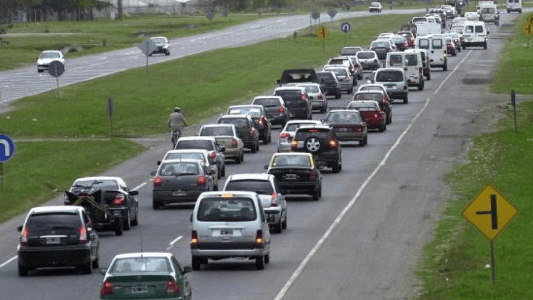 Rutas colapsadas por el recambio de temporada.