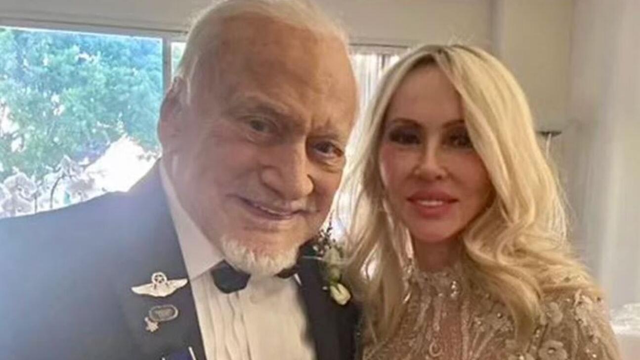 Buzz Aldrin y su esposa tienen una diferencia de 30 años (Twitter).