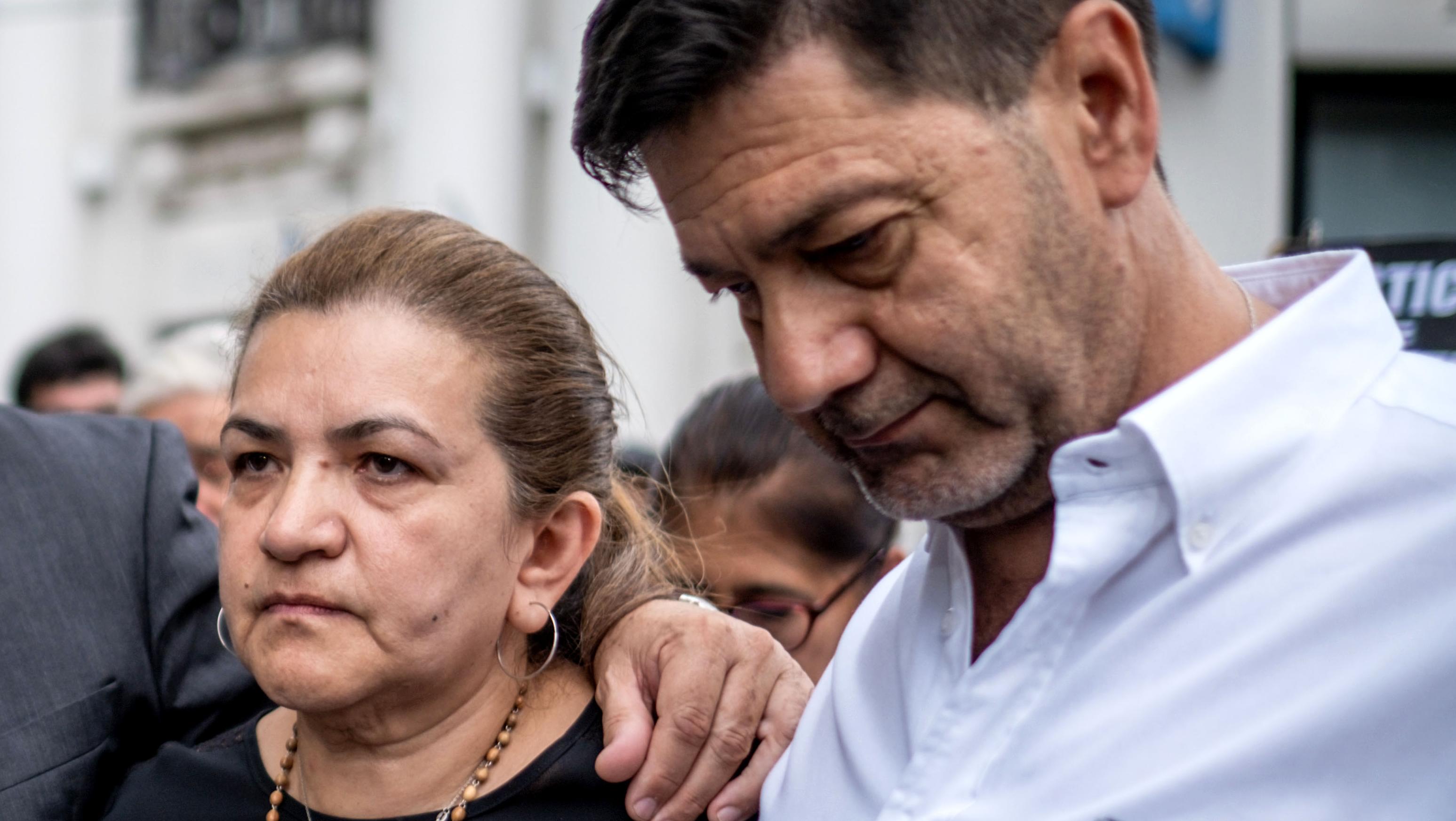 Graciela y Silvino, los padres de Fernando Báez Sosa, esperan el veredicto por el brutal crimen de su hijo (Télam).