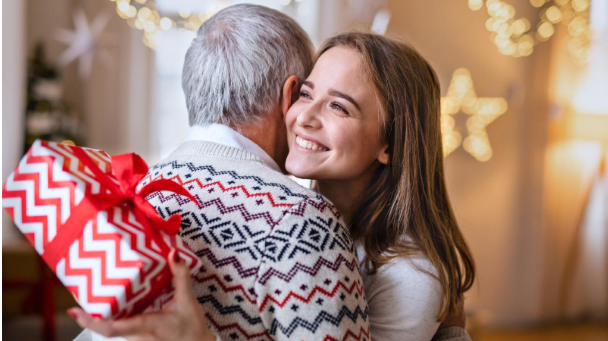 Twitter: el emotivo regalo que le hicieron los padres a una joven y su pareja.