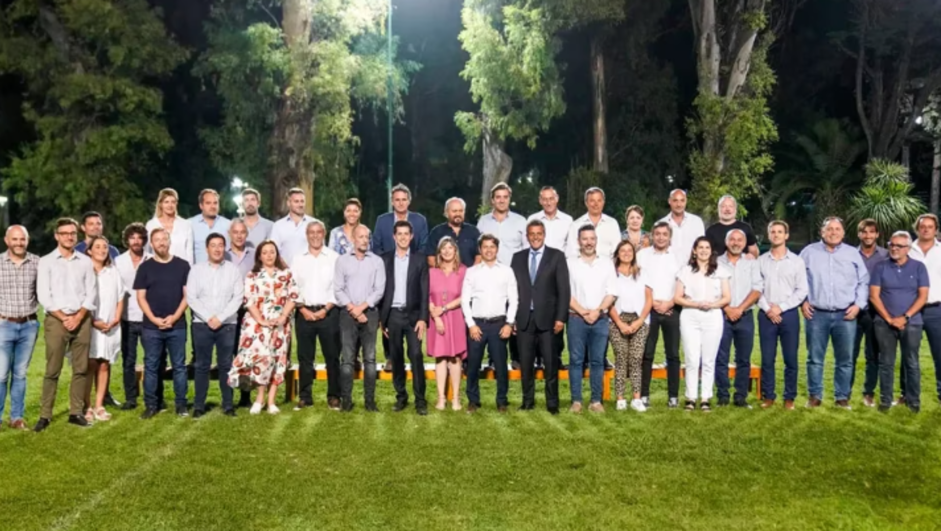 Foto del cónclave en Merlo del PJ bonaerense.