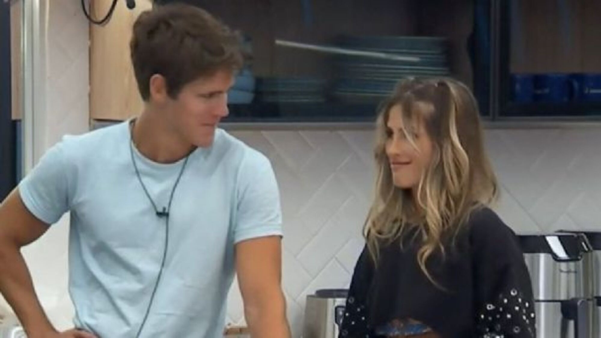 Marcos y Julieta de Gran hermano quedaron expuestos tras un inesperado comentario: “Le gusta”.