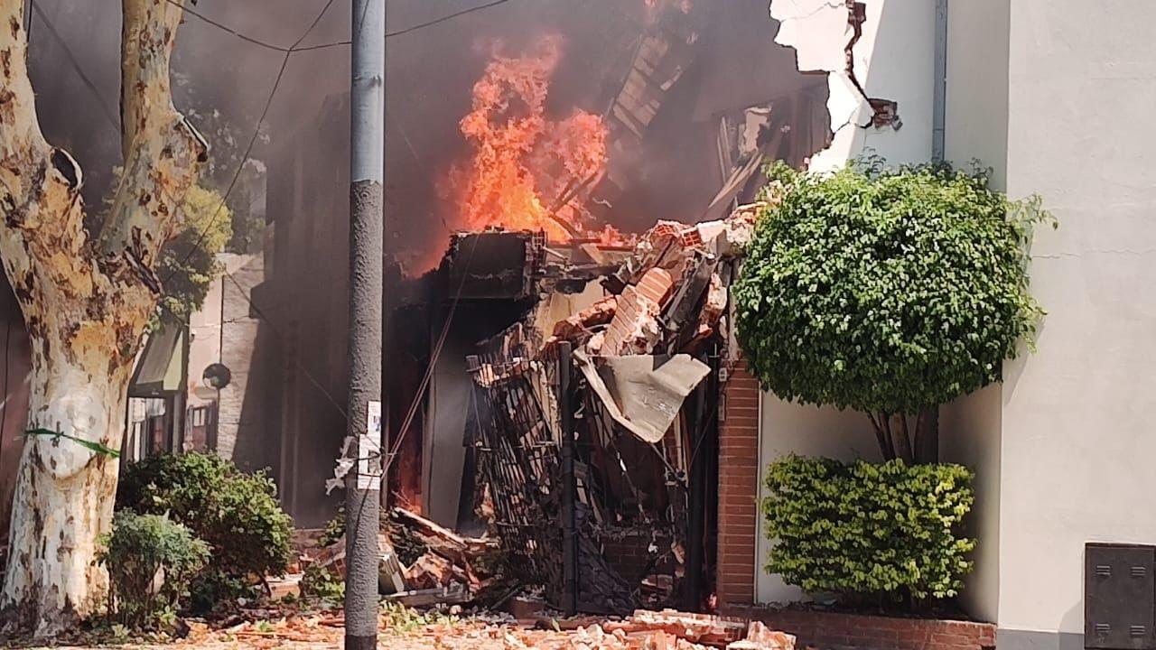 La explosión causó varios destrozos en la vivienda siniestrada (Twitter).