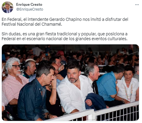 El intendente de   <a href='https://www.cronica.com.ar/tags/Concordia'>Concordia</a> quedó filmado en el momento en que le tocó la cola a una periodista (Twitter).