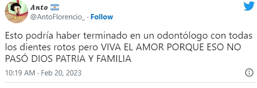 Metió el anillo en el chipá para pedirle matrimonio y las redes reaccionaron.