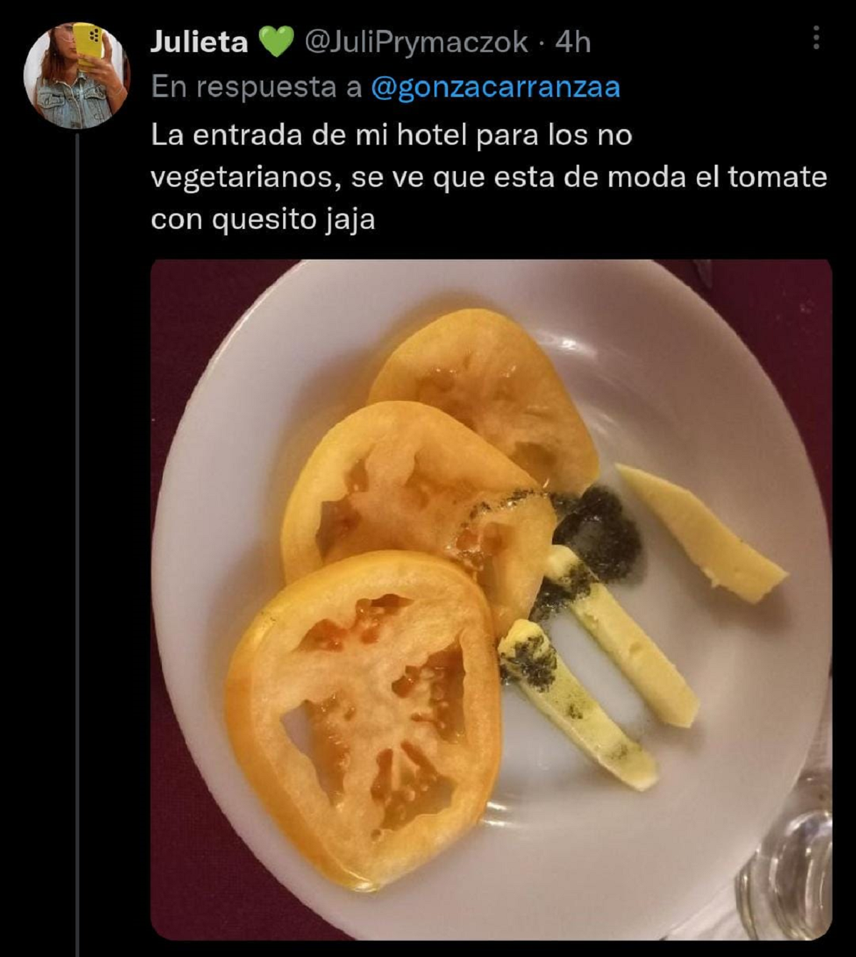 Una usuaria compartió un menú similar que le dieron.