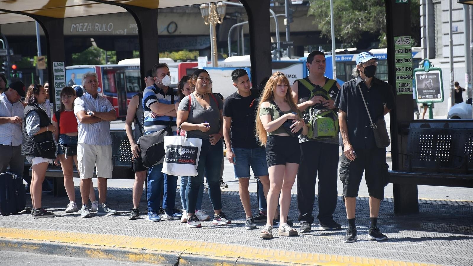   <a href='https://www.cronica.com.ar/tags/Paro de colectivos'>Paro de colectivos</a>