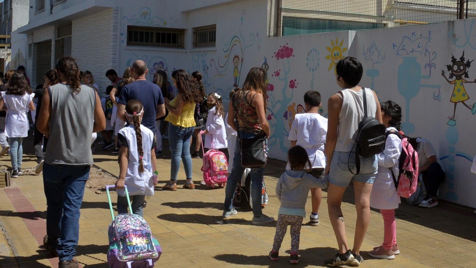 Este lunes 27 de febrero arrancan las clases en varias provincias del país y en Capital Federal (Archivo).