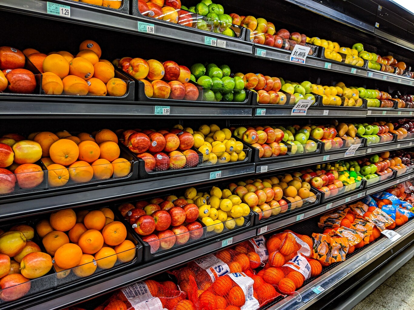 El acuerdo buscará fijar durante un mes los valores de una canasta de frutas y verduras.