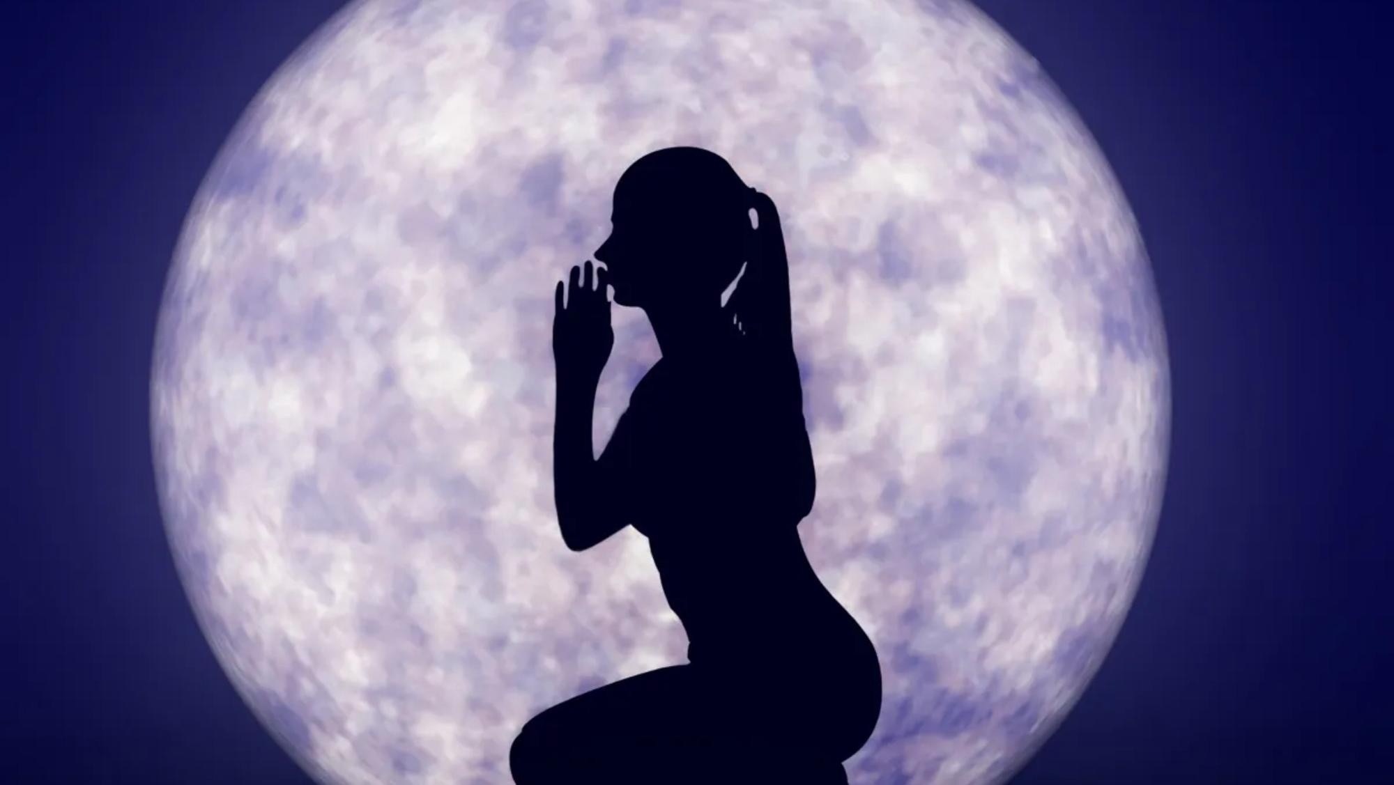 Luna Llena en Virgo 2023: dos rituales para atraer la abundancia y el amor propio.