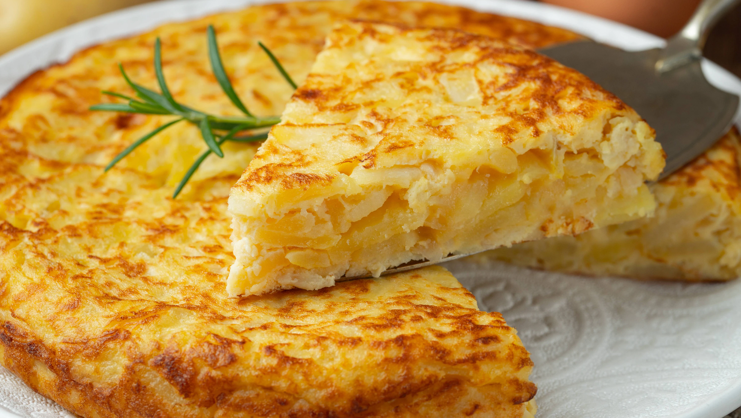 Día de la tortilla de papas: la receta más fácil y barata para disfrutar del mejor sabor.