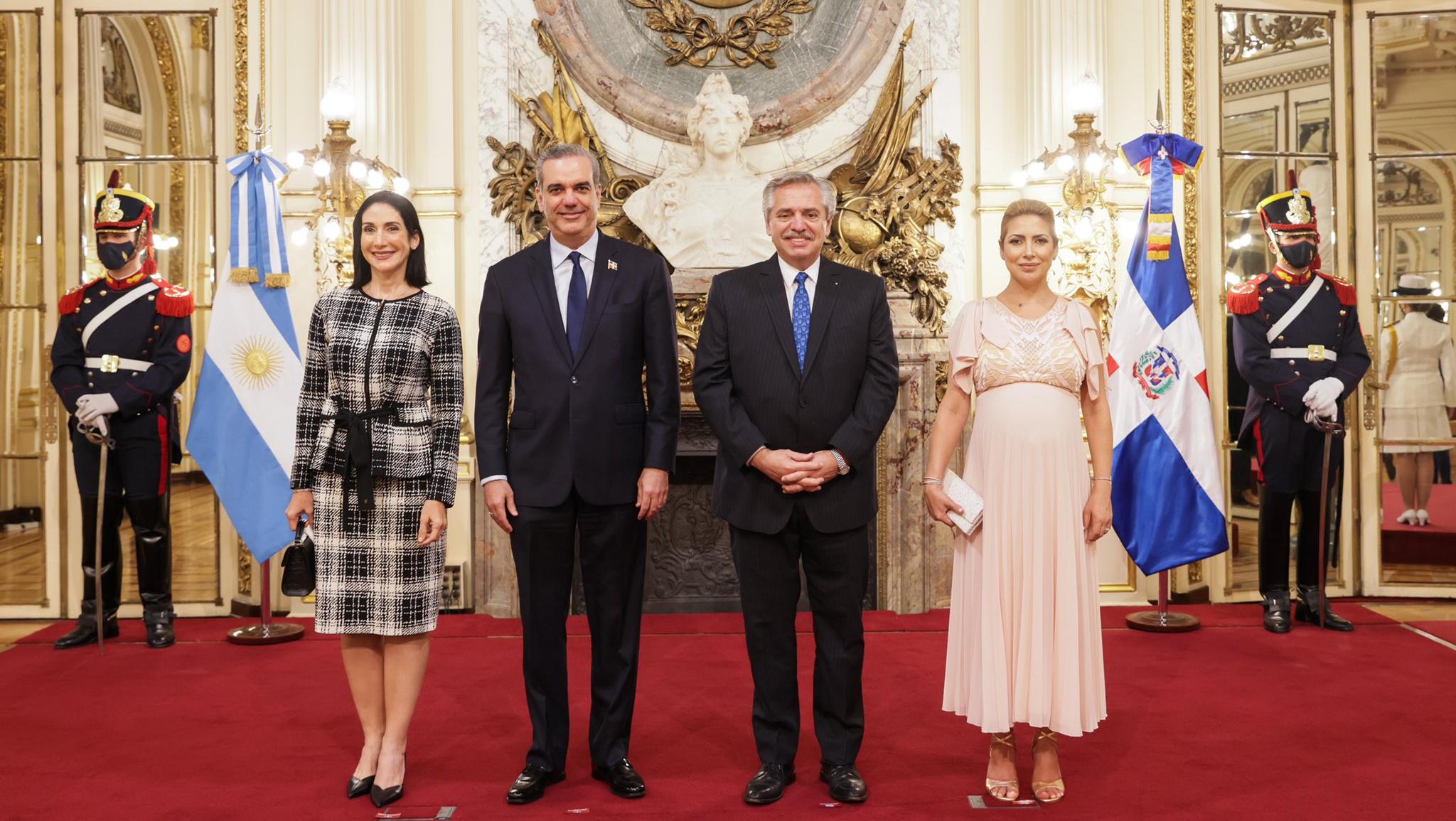 El presidente dominicano, Luis Abidaner (anfitrión de la próxima cumbre) visitó la Argentina hace poco más de un año.