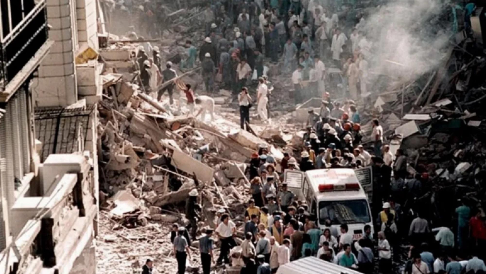 El 17 de marzo de 1992 ocurrió el atentado que dejó 29 muertos y 200 heridos.