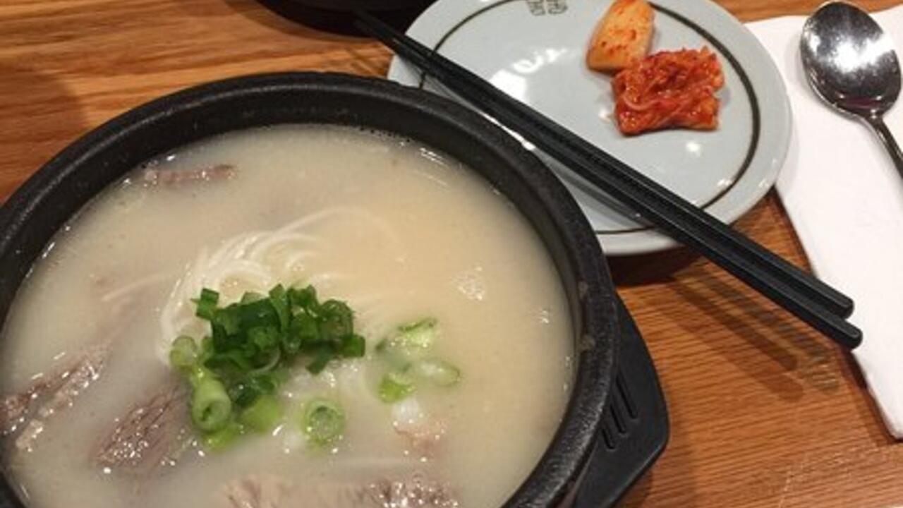 Pidieron comida en un restaurante de comida coreana y la orden llegó con algo repugnante. 