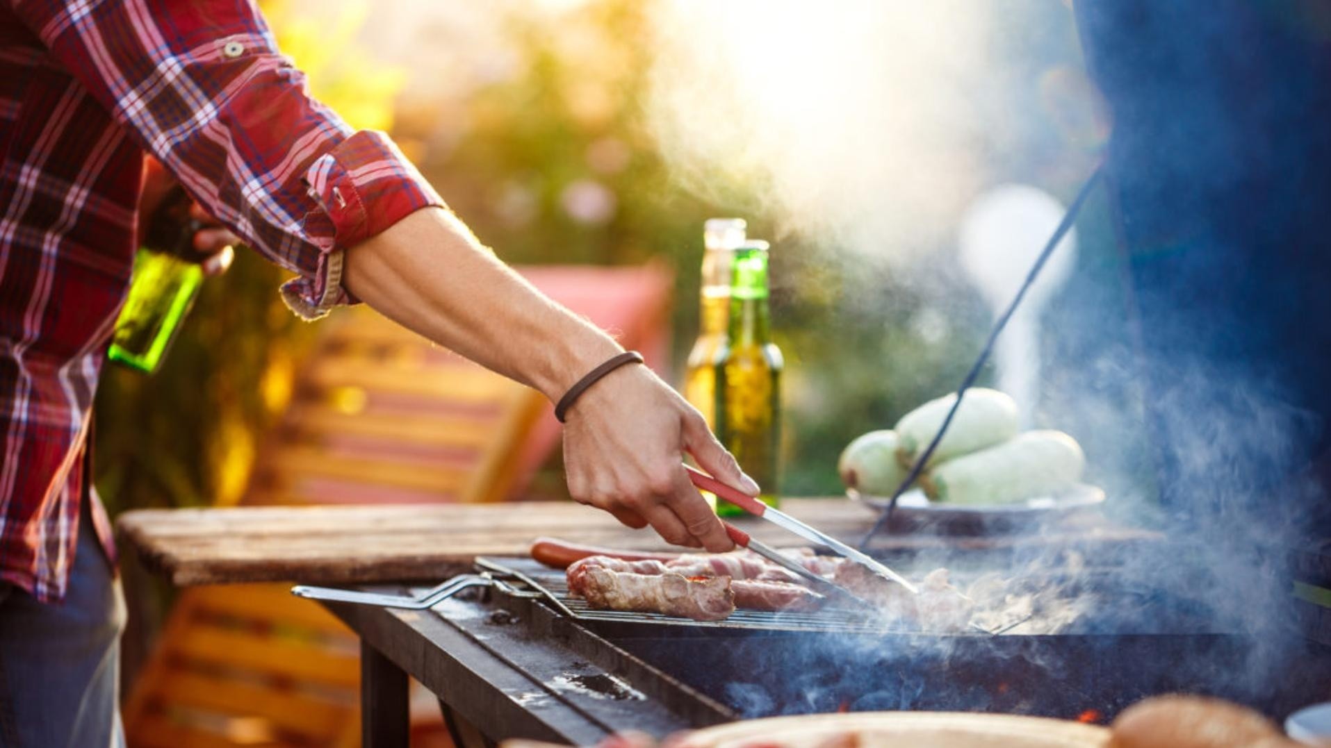 Una mujer hizo asado y opinó sobre los hombres que realizan la misma actividad (Imagen ilustrativa).