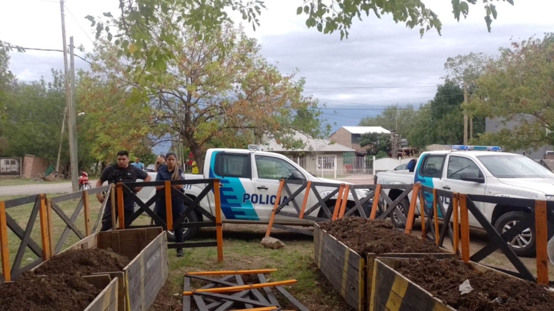 Un joven que habría tratado de robar cables murió electrocutado (Foto Nueva Época).