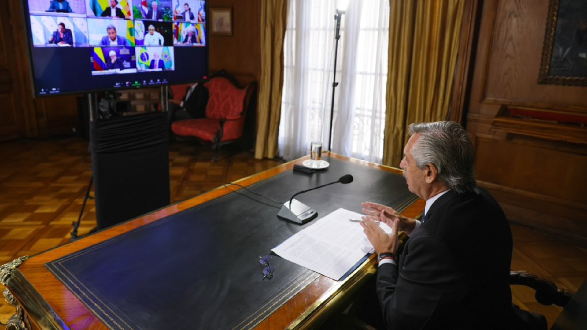 Alberto Fernández en la reunión virtual de la cumbre contra la inflación.