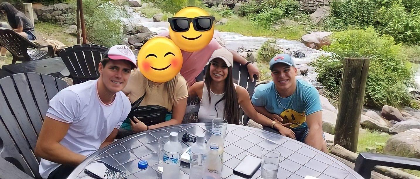 Marcos, Thiago y Daniela juntos en Salta. 