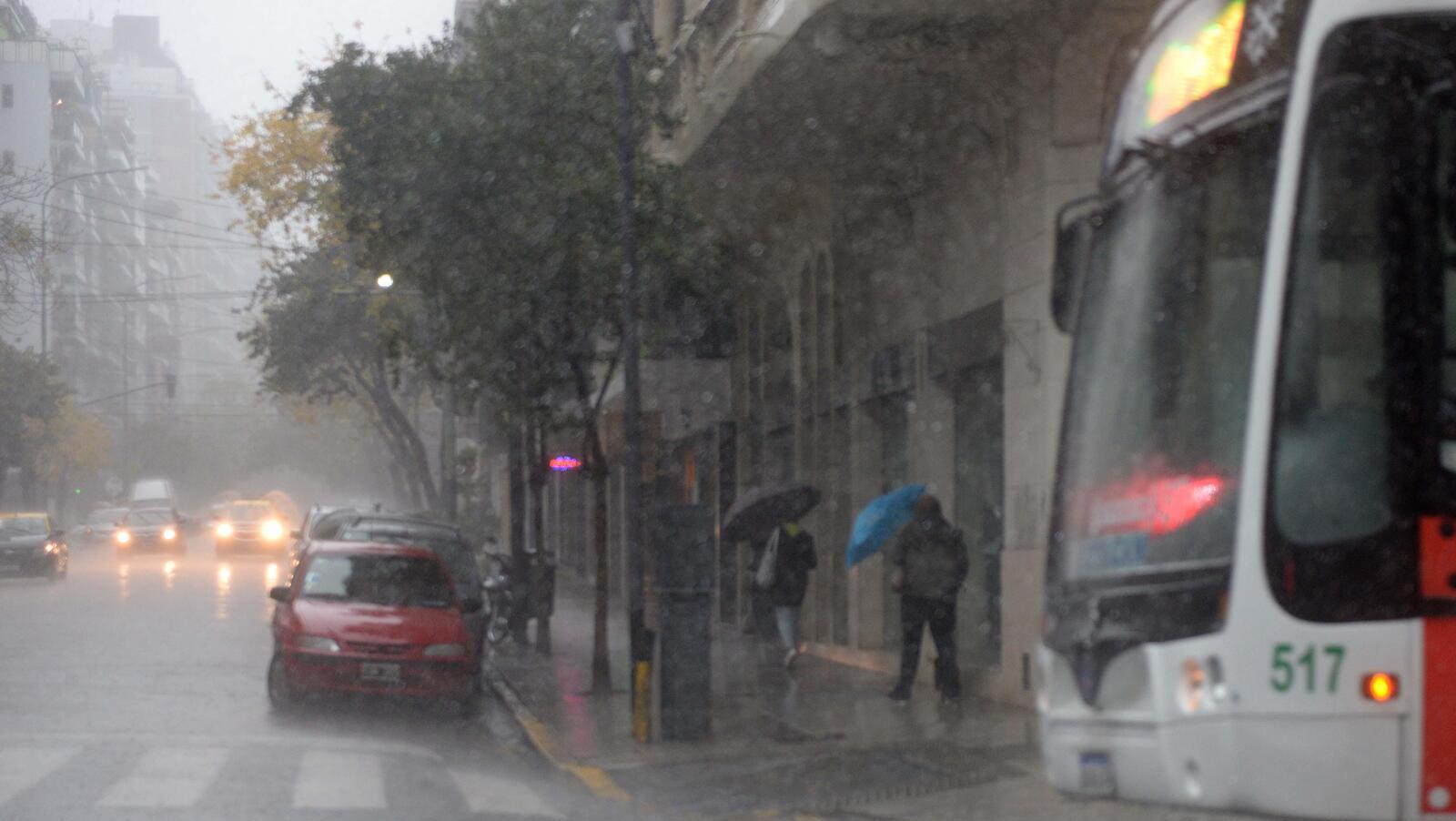 El SMN emitió una alerta amarilla por lluvias en 10 provincias (Crónica/Nahuel Ventura/Archivo).